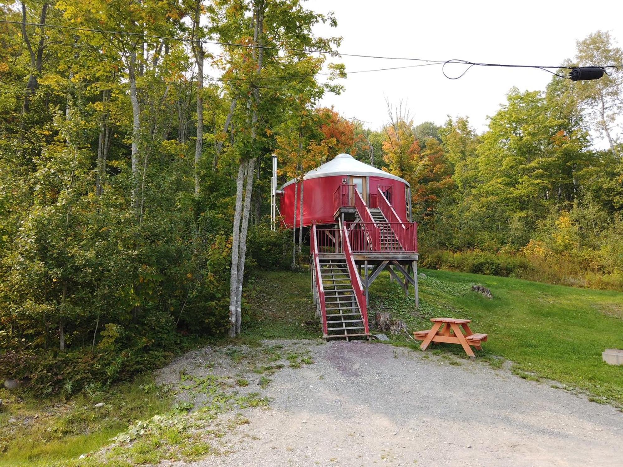 Parc Du Mont-Citadelle Villa Saint-Honore-de-Temiscouata Exteriör bild